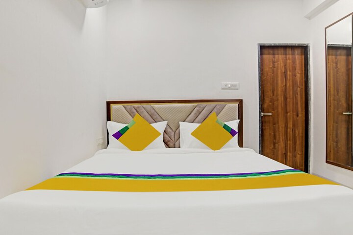 Room 20 of 28