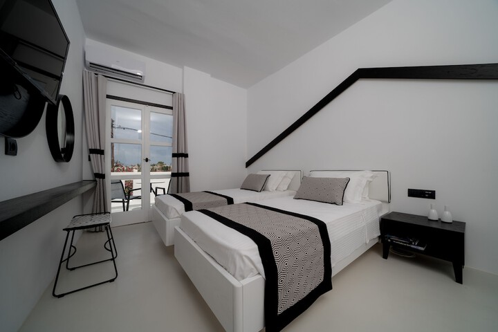 Room 18 of 29