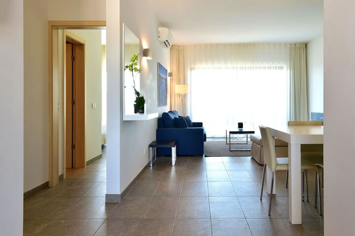 Room 13 of 47