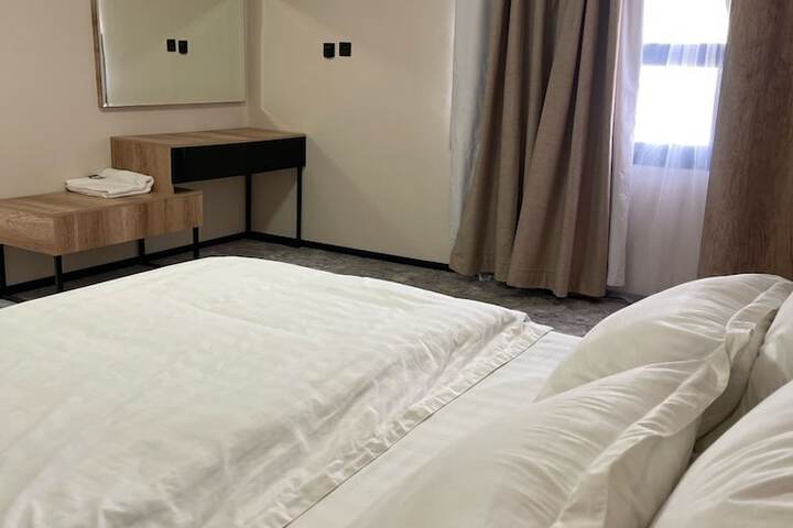 Room 3 of 24