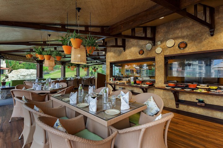 Dining 59 of 78