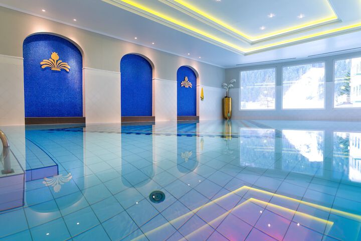 Hotel Pool