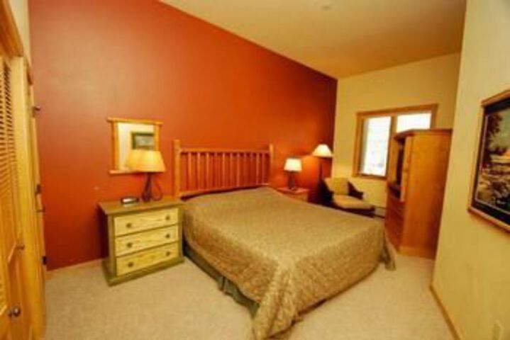 Room 35 of 81