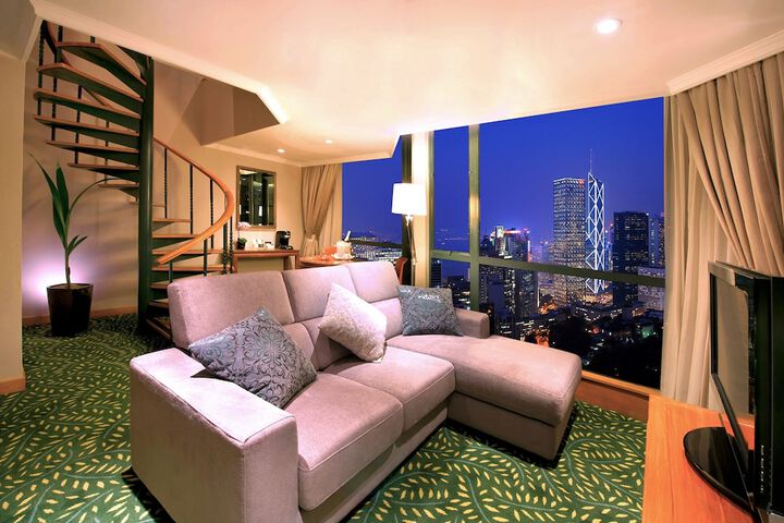 Room 21 of 62