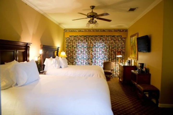 Room 26 of 60