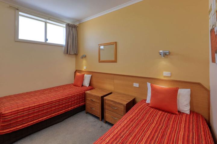 Room 63 of 138