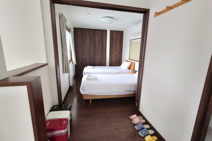 Room 13 of 73