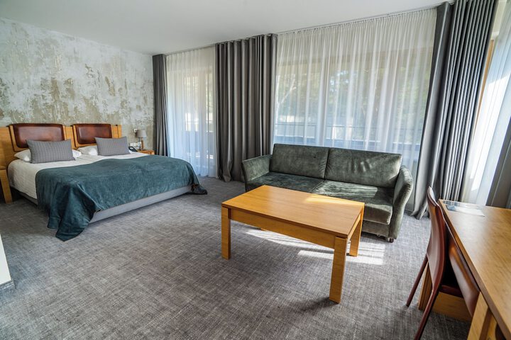 Room 89 of 176
