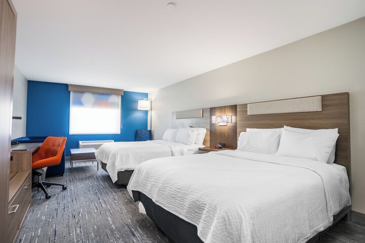 Room 8 of 49