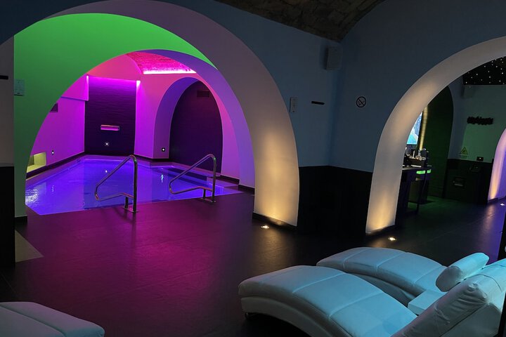 Pool 99 of 142