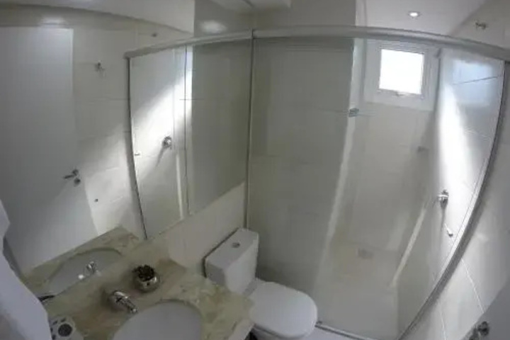 Room 10 of 11
