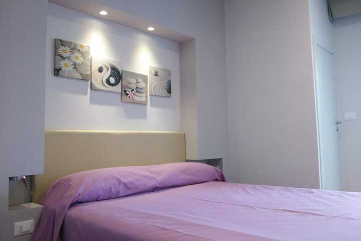 Room 22 of 82