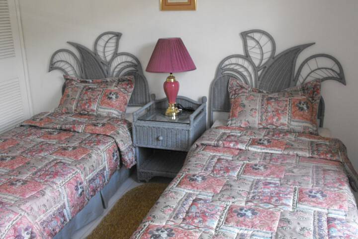 Room 4 of 54