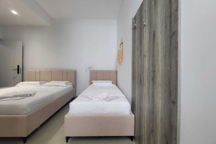Room 39 of 68