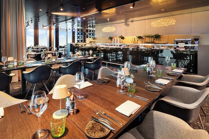 Dining 90 of 131