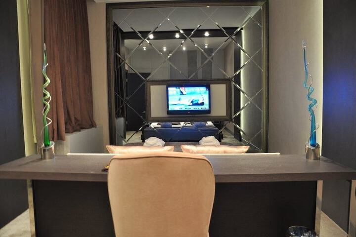 Room 14 of 57