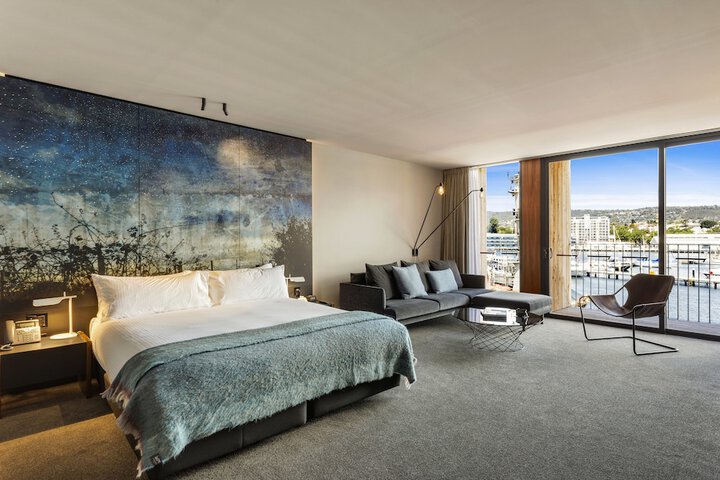 Room 19 of 55