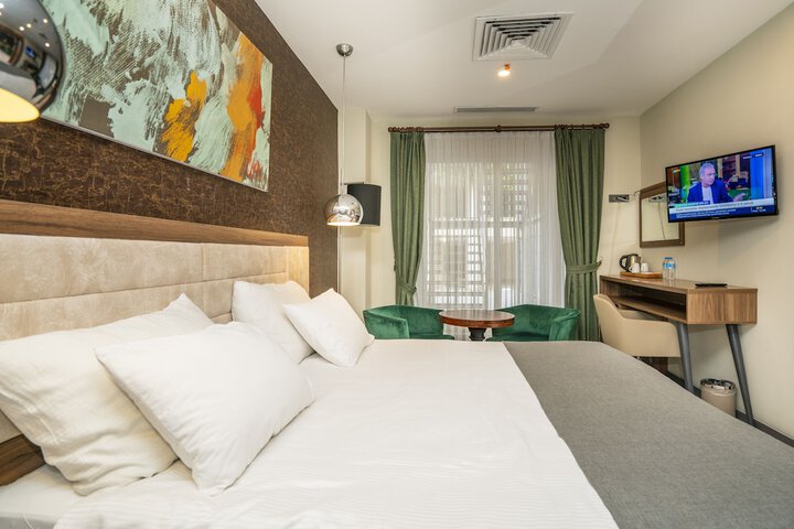 Room 18 of 88