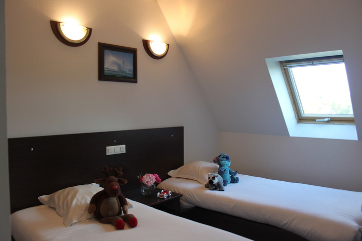 Room 67 of 77