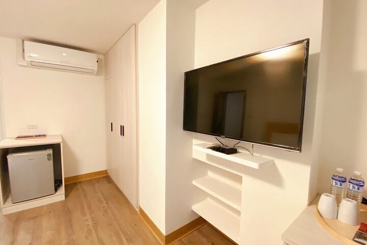 Room 5 of 55