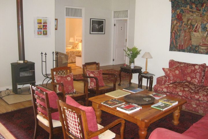 Room 11 of 33