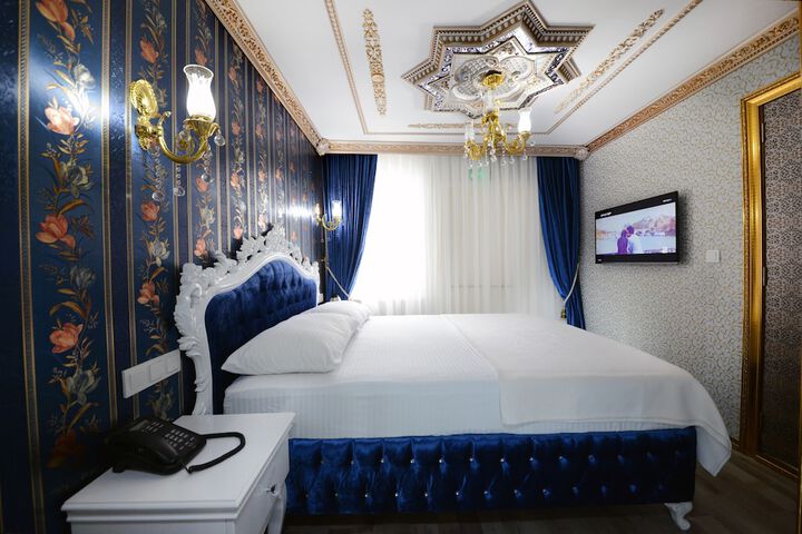 Room 7 of 57