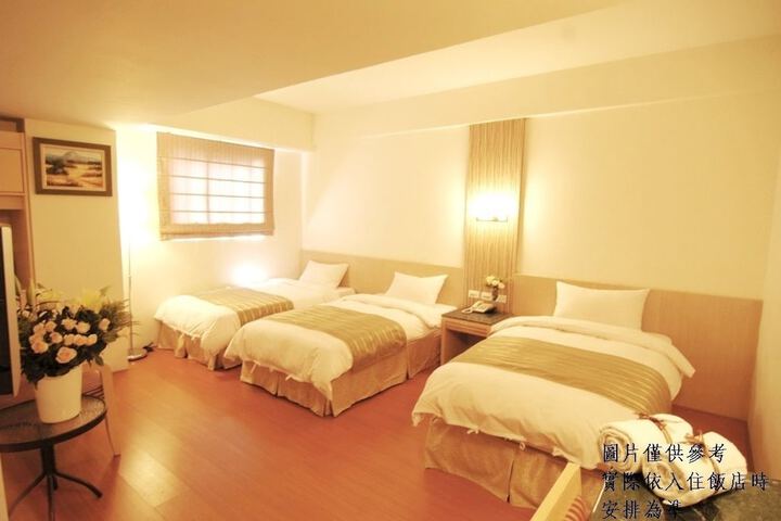 Room 19 of 62