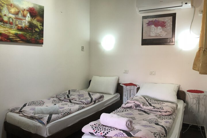 Room 7 of 50