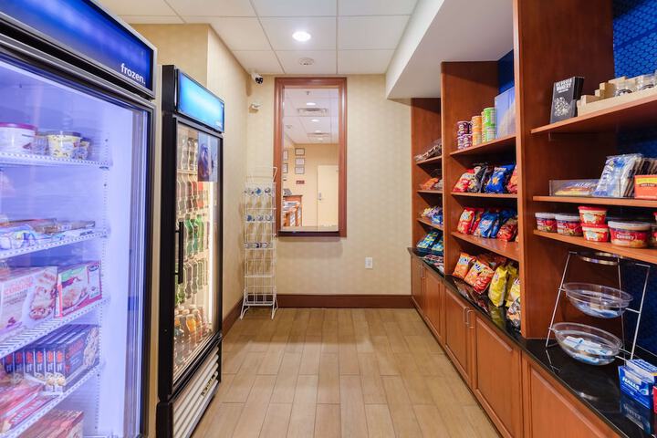 Snack bar