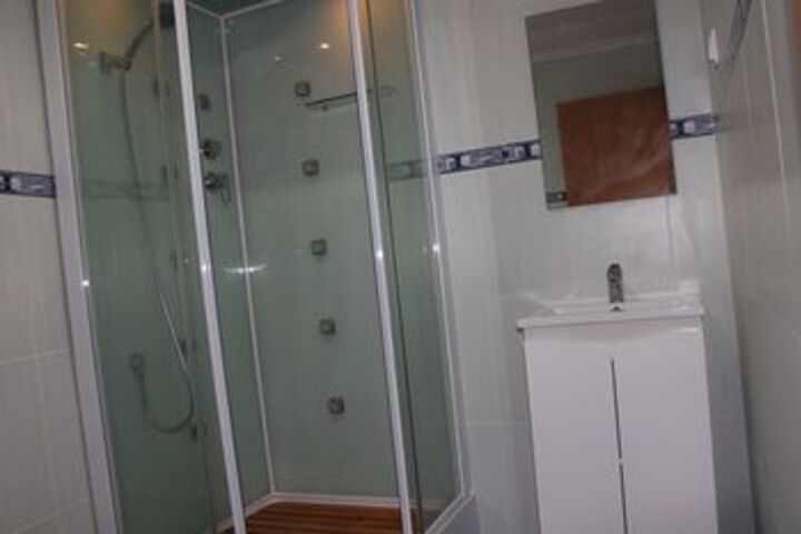 Room 7 of 111