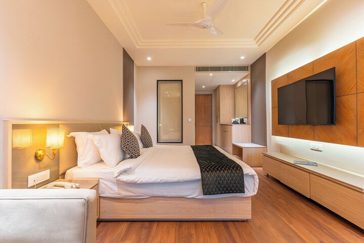 Room 13 of 61