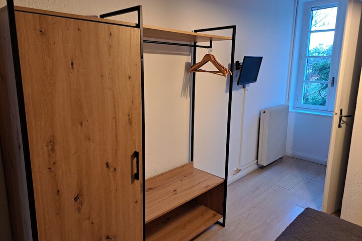 Room 4 of 21