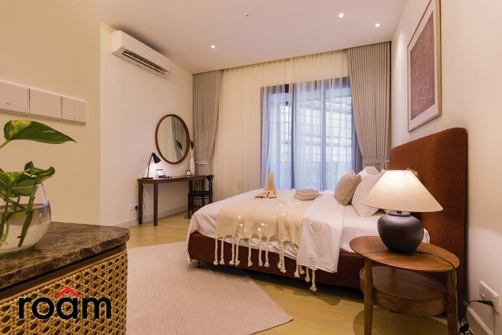 Room 27 of 92