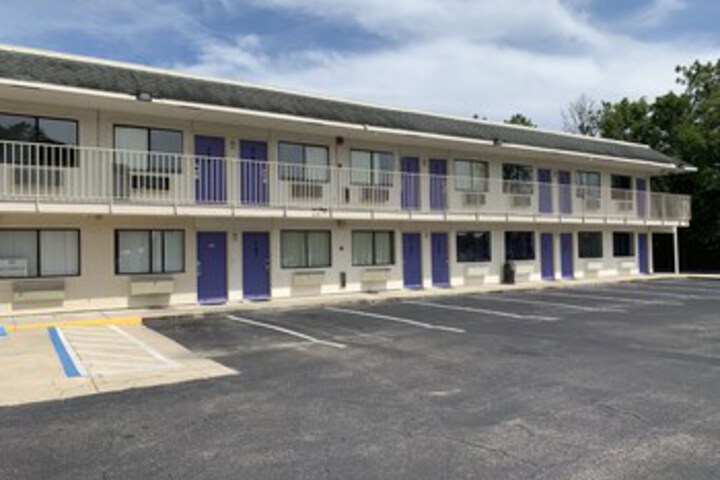 Hotel 5 of 15