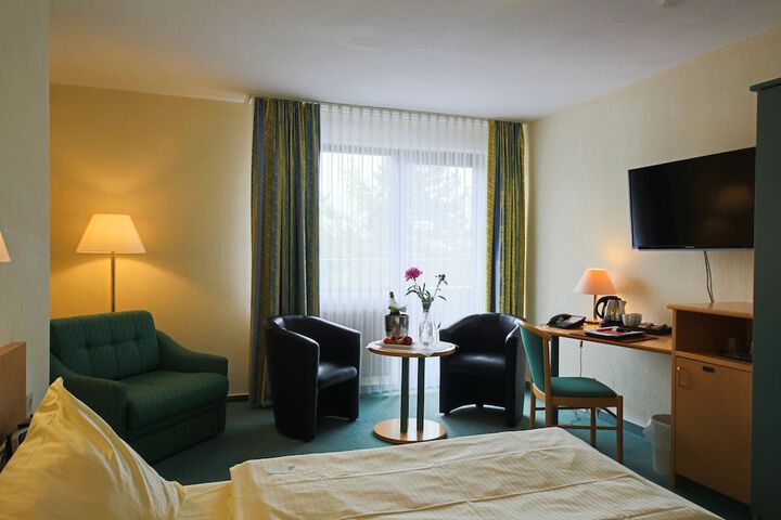 Room 19 of 74