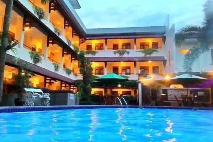 Pool Photo