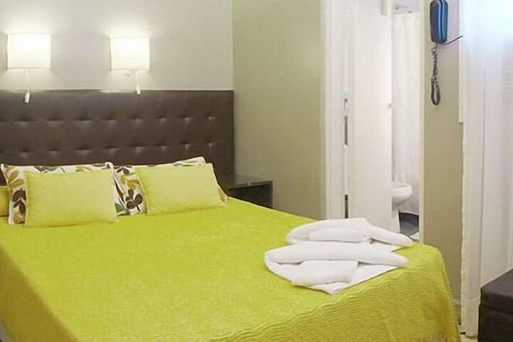 Room 14 of 35