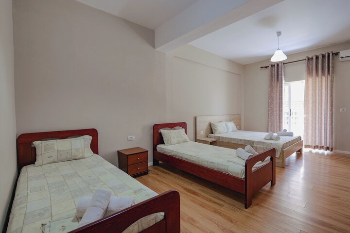 Room 62 of 152