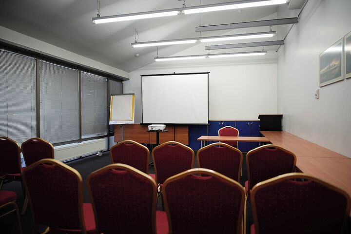 Business Center 43 of 54