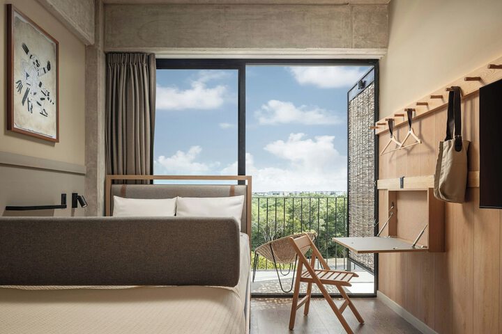 Room 20 of 110