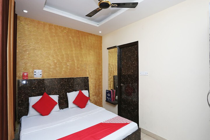 Room 19 of 32