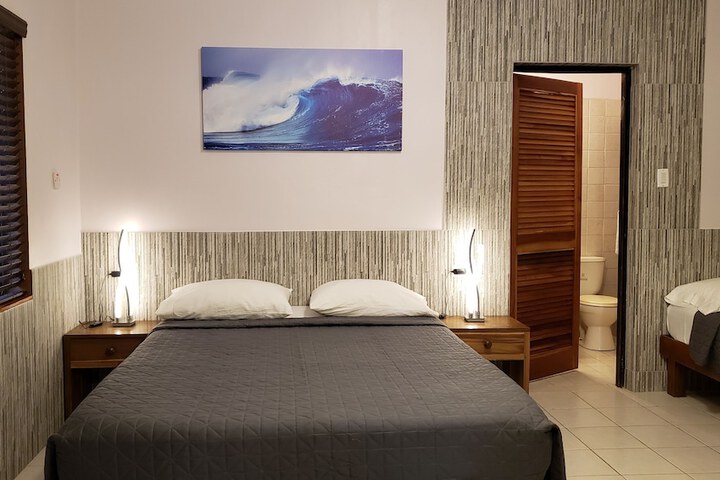 Room 25 of 97