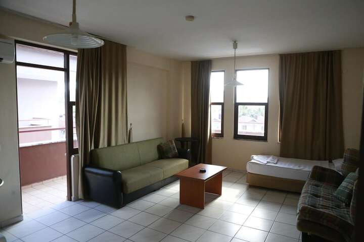 Room 17 of 44