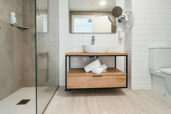 Clean Restrooms
