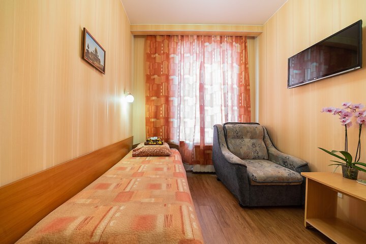 Room 38 of 66