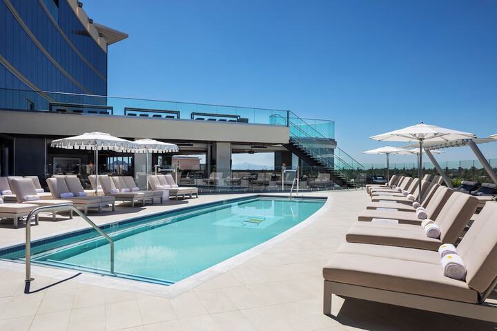 Rooftop pool