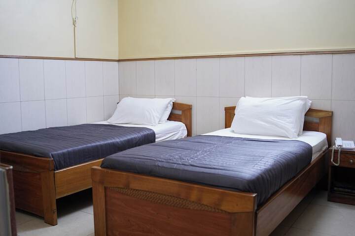Room 30 of 41