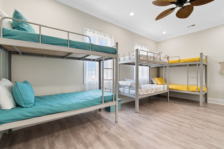 Room 714 of 759
