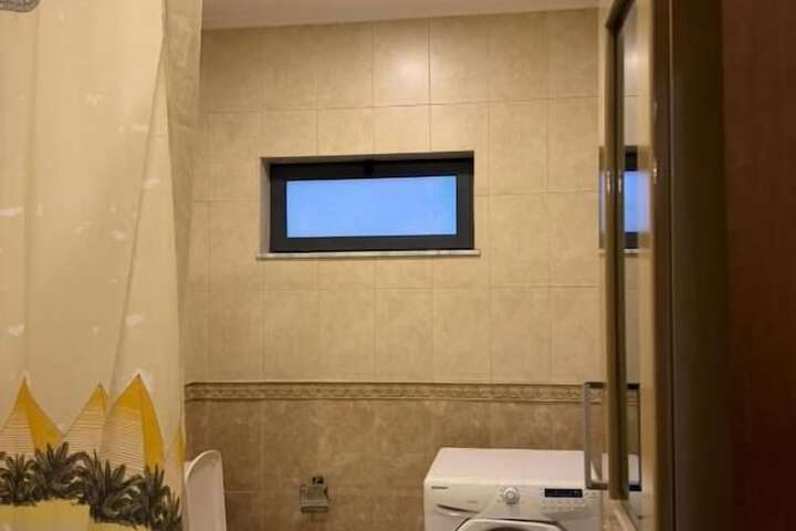 Room 15 of 26