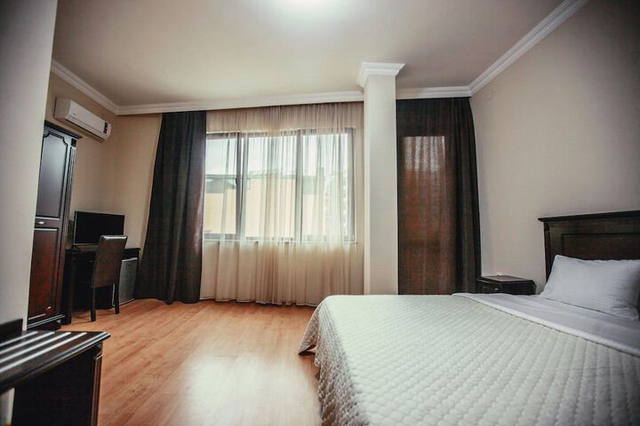 Room 2 of 14